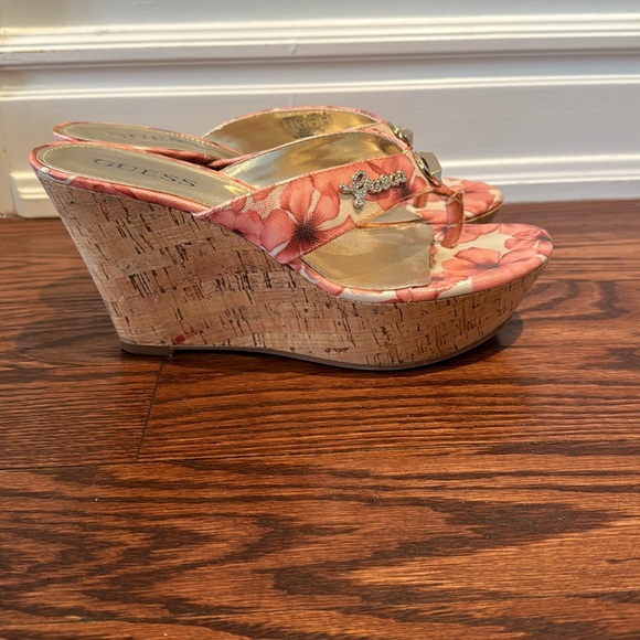 Guess wedges sandals - Picture 2 of 3